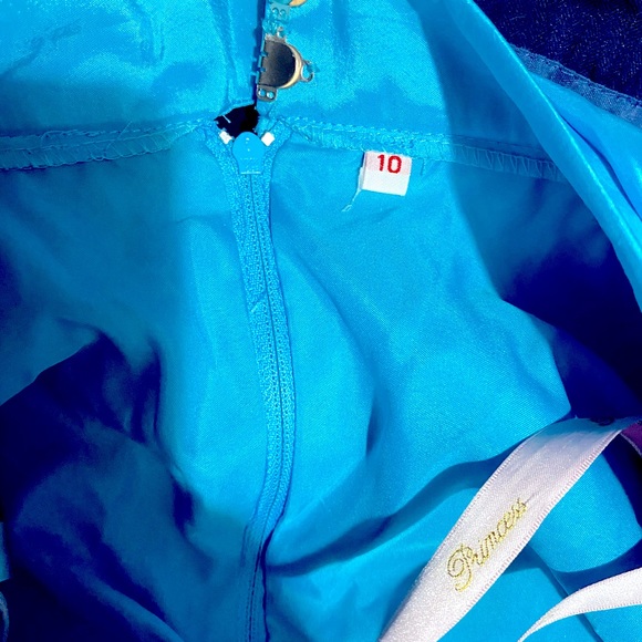 Strapless light Blue & Black lace BALL GOWN - (2nd STYLE) - Picture 11 of 11